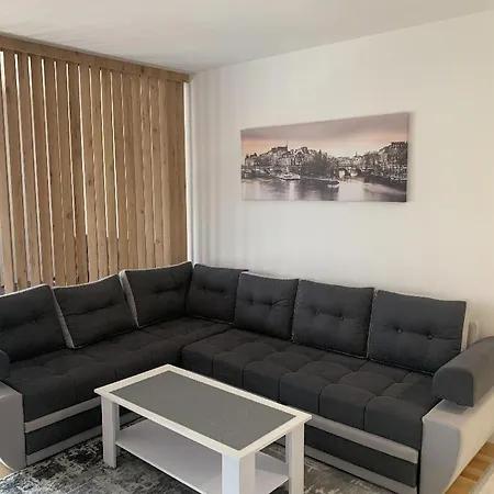 Apartman City Heez Apartman *